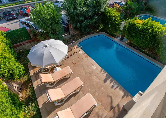 Sunset Aqua Lettings