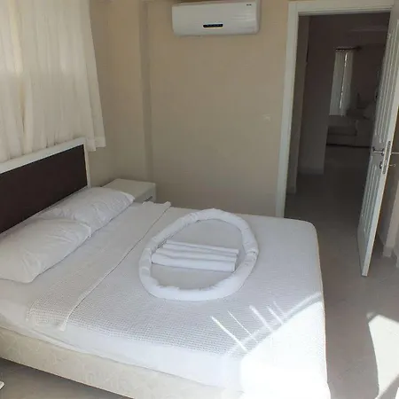 Sunset Aqua Lettings * フェティエ