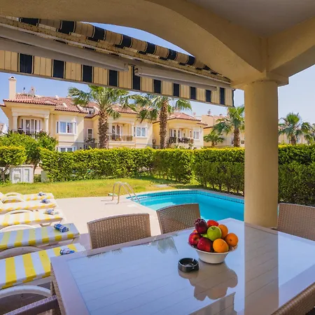 Sunset Beach Aqua Lettings *