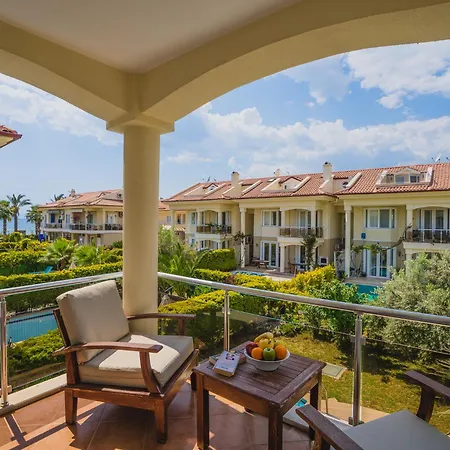 Sunset Beach Aqua Lettings *