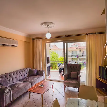 Hotel apartamentowy Sunset Aqua Lettings