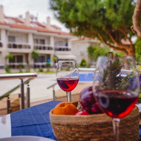 Sunset Beach Aqua Lettings