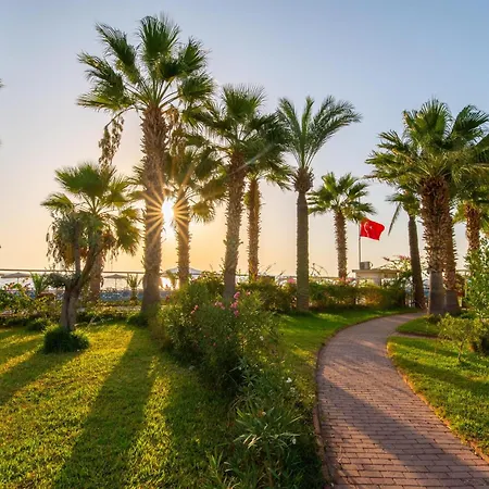 Sunset Beach Aqua Lettings *