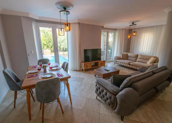 Hotel apartamentowy Sunset Aqua Lettings *