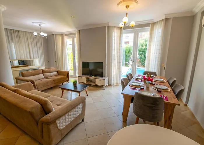 صن سيت بيتش أكوا ليتينغز * فتحية