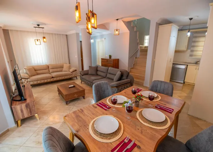 Sunset Aqua Lettings Hotel de apartamente