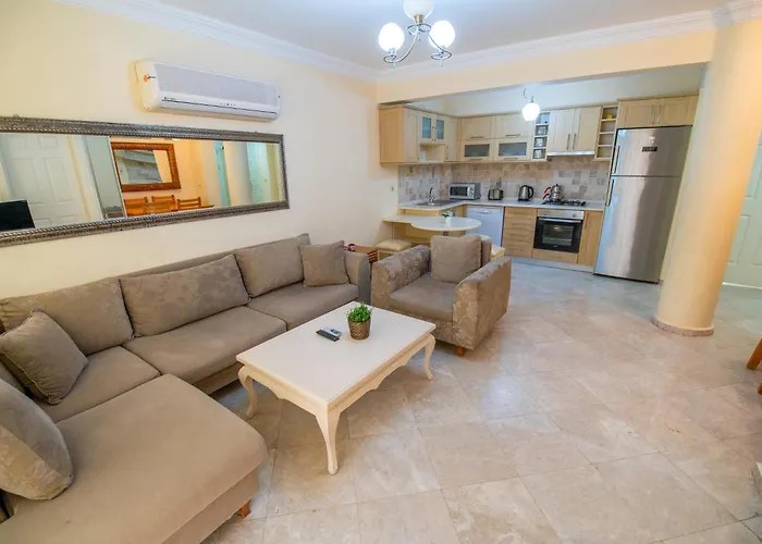 Hotel apartamentowy Sunset Aqua Lettings