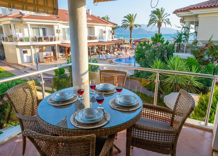 Sunset Aqua Lettings Hotel apartamentowy